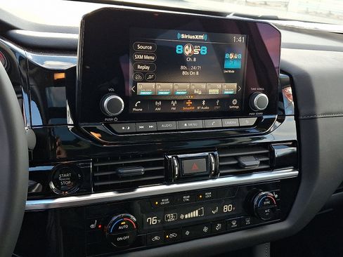 New 2025 Nissan Pathfinder SV w/ SV Premium Package image 12