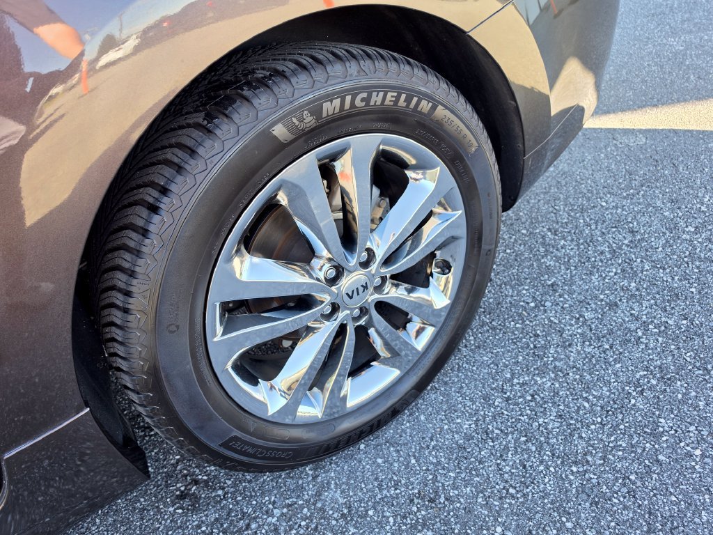 Used 2018 Kia Sedona SX Limited FWD image 5