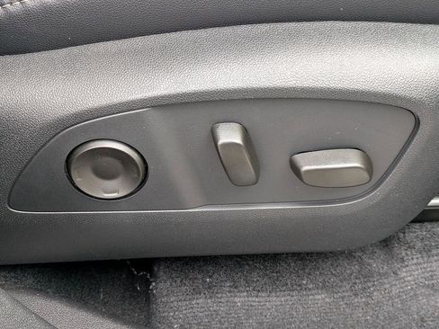 New 2026 Chevrolet Traverse High Country image 36