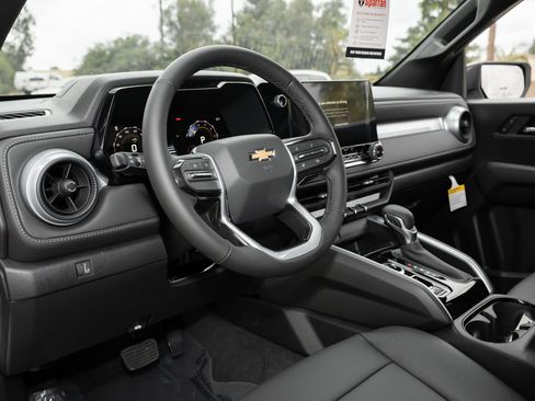 New 2026 Chevrolet Colorado LT image 29