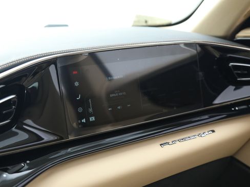 Certified 2025 Ferrari Purosangue AWD/4WD image 33