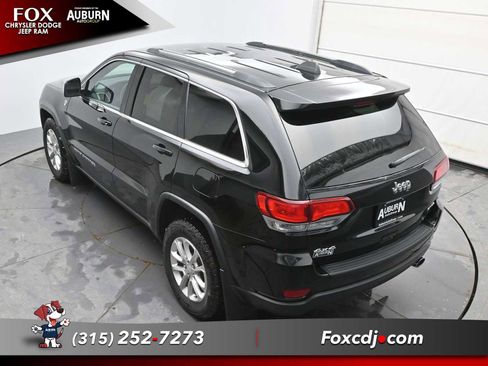 Used 2021 Jeep Grand Cherokee Laredo image 27