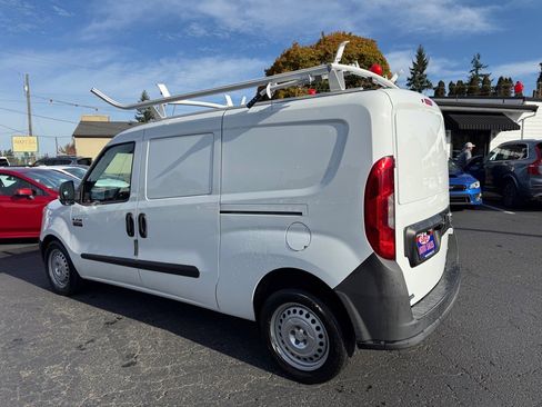 Used 2018 RAM ProMaster City Tradesman image 4