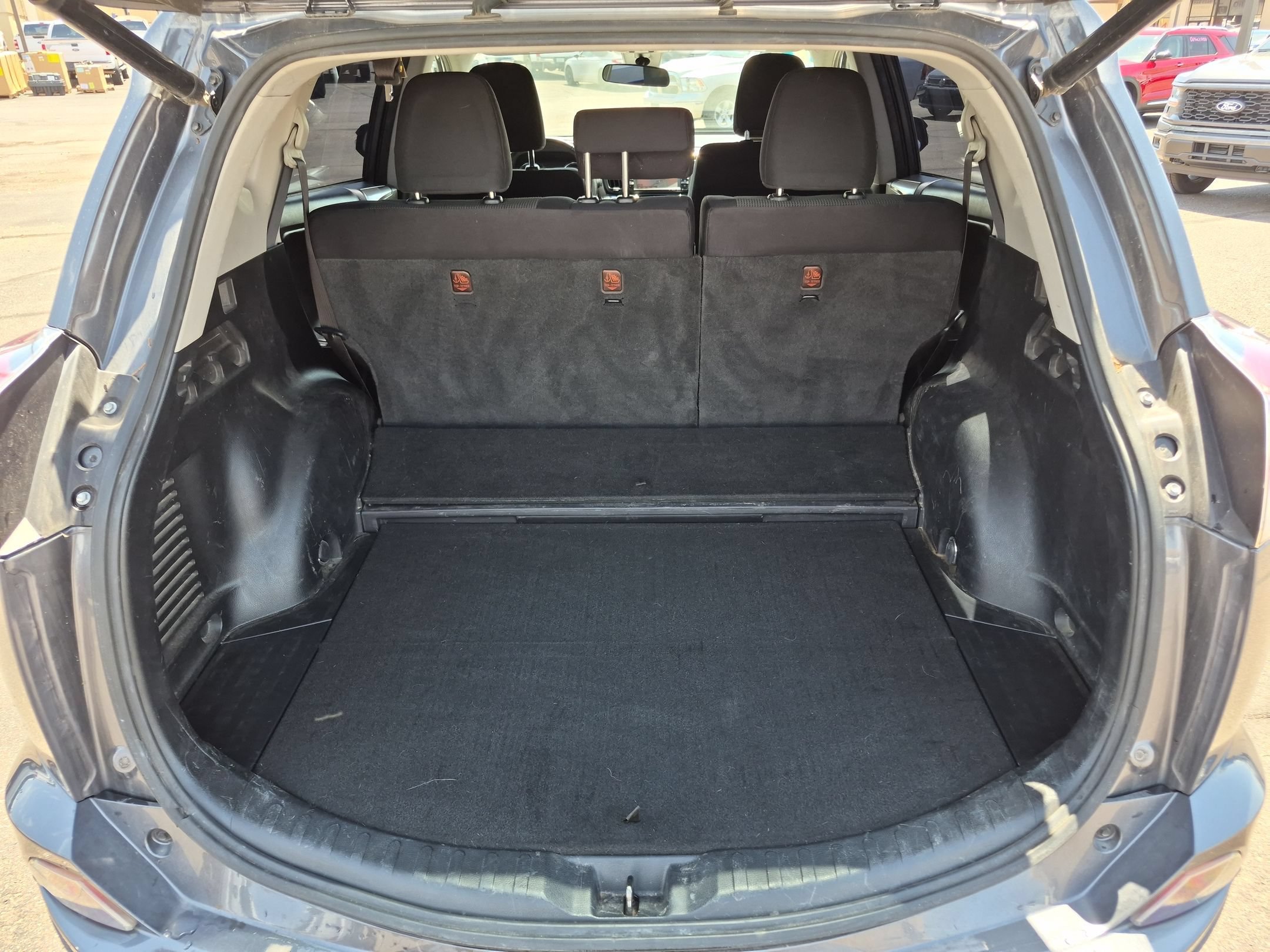 Used 2017 Toyota RAV4 XLE w/ Convenience Package AWD/4WD image 7