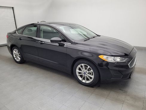 Used 2020 Ford Fusion SE image 11
