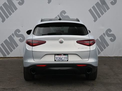 Used 2023 Alfa Romeo Stelvio Sprint RWD image 5