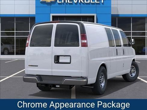 New 2026 Chevrolet Express 2500 w/ Driver Convenience Package image 4