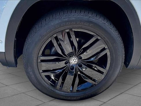 Used 2019 Volkswagen Atlas SEL Premium image 10