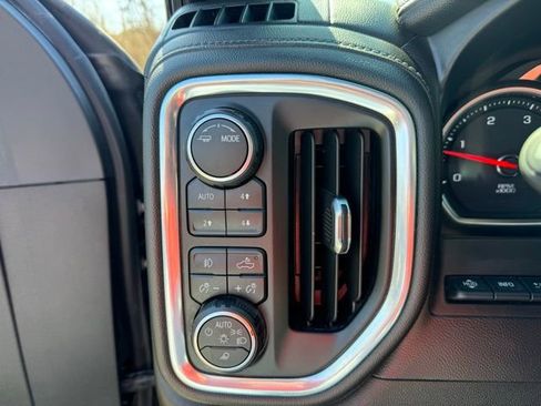 Used 2022 Chevrolet Silverado 2500 High Country w/ Z71 Off-Road Package image 22