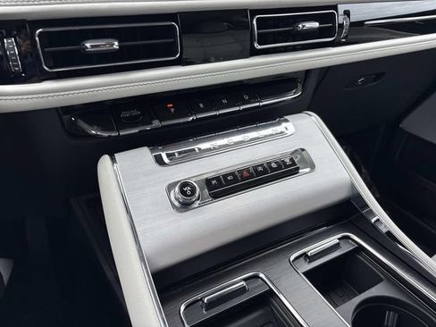 New 2026 Lincoln Aviator Reserve AWD/4WD image 31