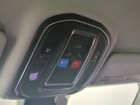 Used 2022 Jeep Grand Cherokee L Limited RWD image 25
