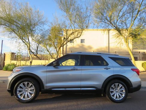 Used 2020 Ford Explorer Limited image 52