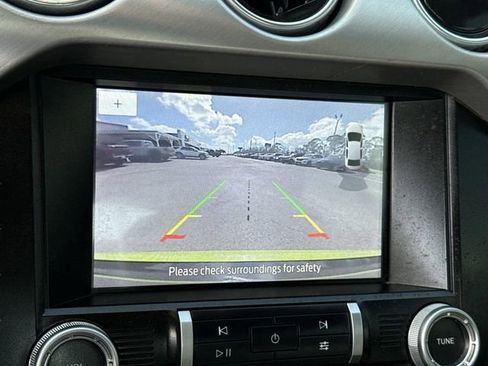 Used 2020 Ford Mustang Premium image 34