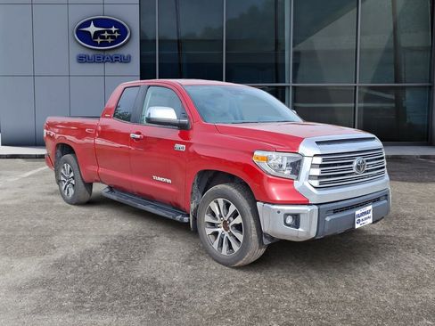 Used 2020 Toyota Tundra Limited w/ Limited Premium Package image 2