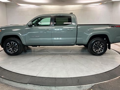 Used 2023 Toyota Tacoma TRD Sport w/ TRD Premium Sport Package AWD/4WD image 2