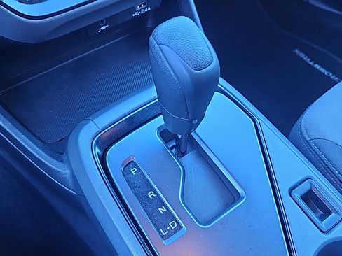 Used 2024 Subaru Crosstrek 2.0i image 14