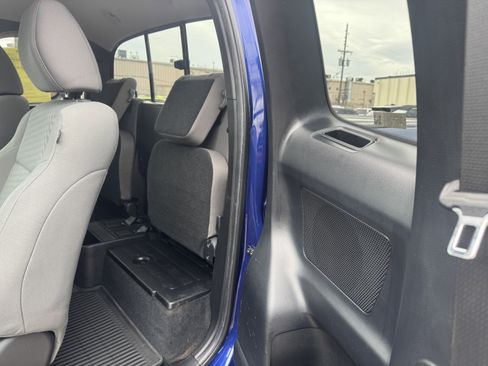 Used 2022 Toyota Tacoma SR5 image 14