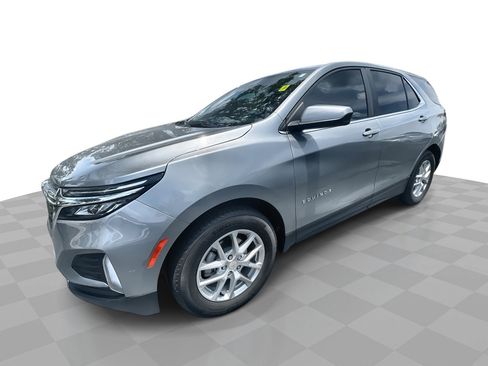 Used 2024 Chevrolet Equinox LT FWD image 1