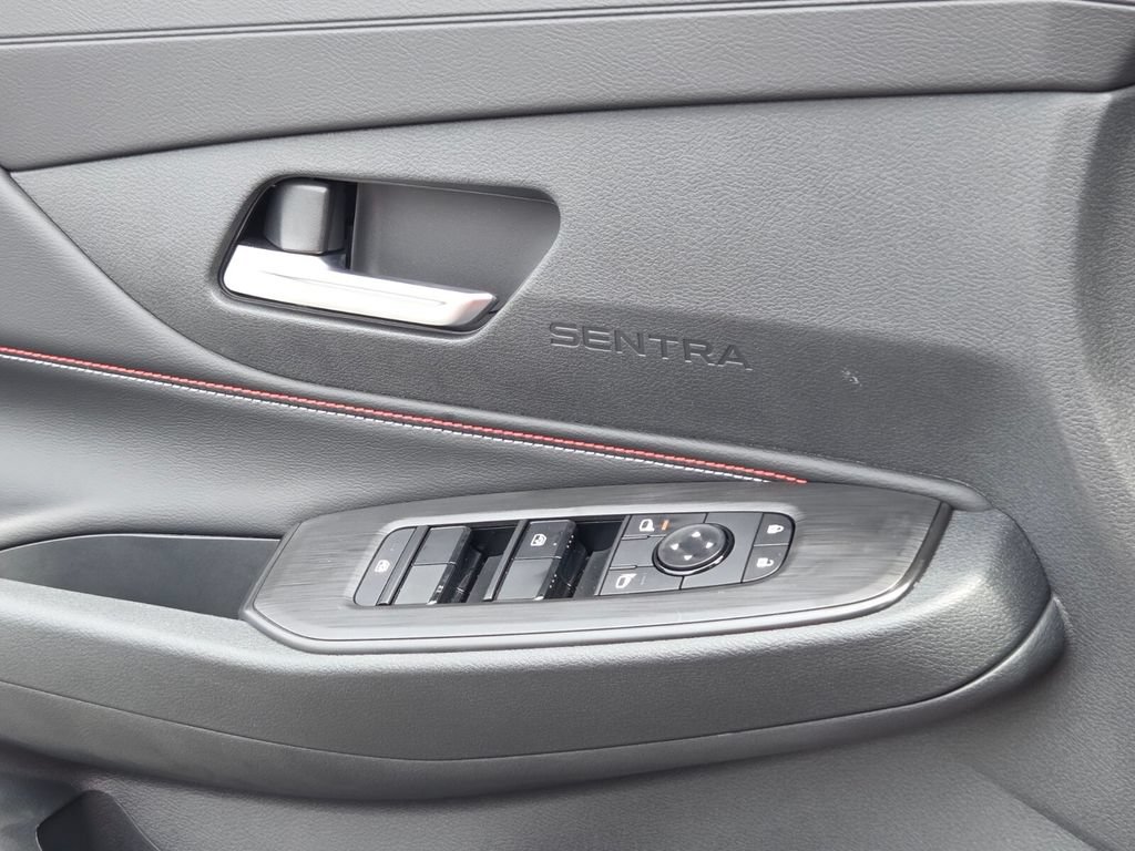 New 2026 Nissan Sentra SR w/ Floor Mat Package FWD image 26