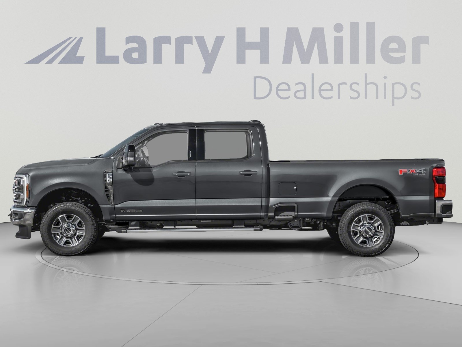 Used 2023 Ford F350 Lariat w/ Lariat Ultimate Package AWD/4WD image 3