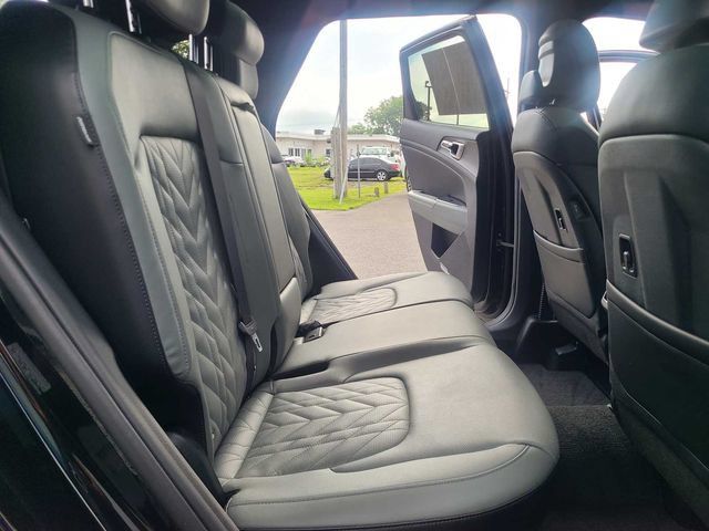 Used 2024 Kia Sportage X-Line w/ X-Line Premium Package AWD/4WD image 22
