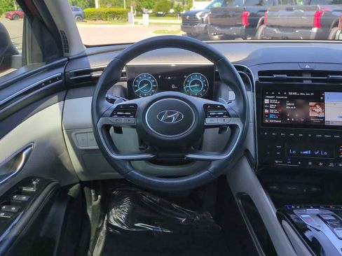Used 2022 Hyundai Tucson Limited AWD/4WD image 15
