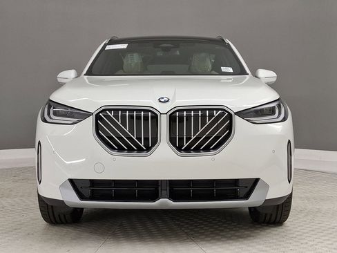 New 2026 BMW X3 xDrive30 w/ Convenience Package image 4