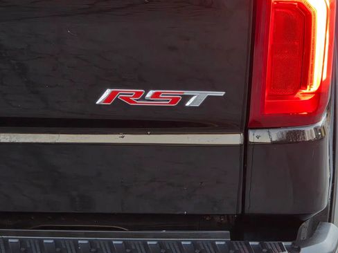 Used 2019 Chevrolet Silverado 1500 RST w/ All-Star Edition image 38