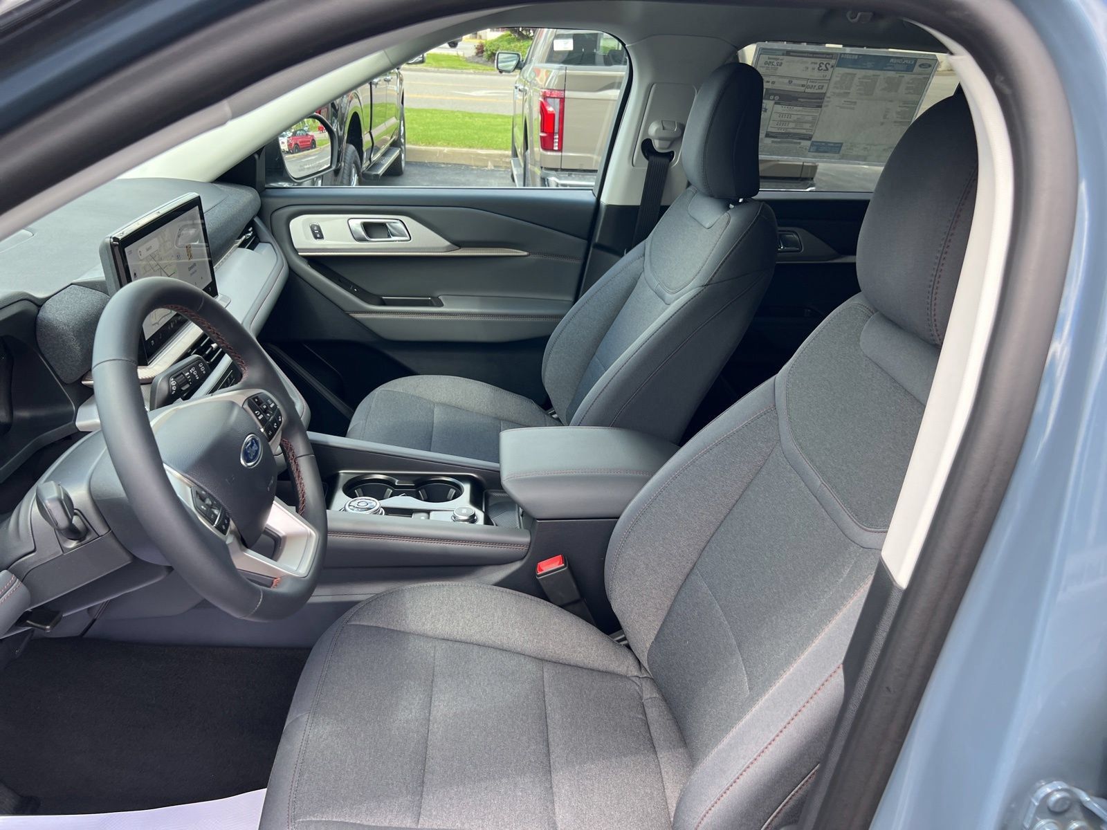 New 2026 Ford Explorer Active AWD/4WD image 21