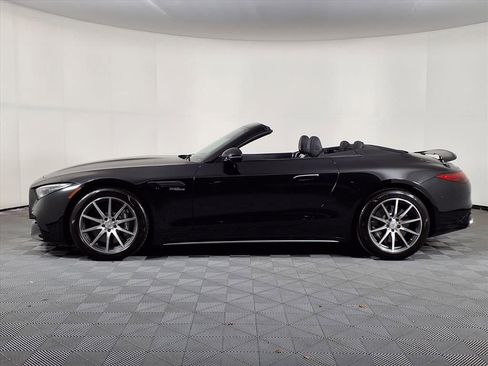 Used 2023 Mercedes-Benz SL 43 AMG w/ Driver Assistance Package image 4