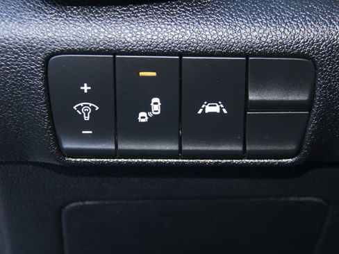 Used 2020 Kia Sportage S image 31