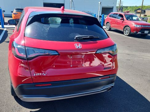 Used 2024 Honda HR-V Sport image 7
