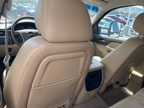 Used 2013 Chevrolet Silverado 2500 LTZ w/ LTZ Plus Package image 23