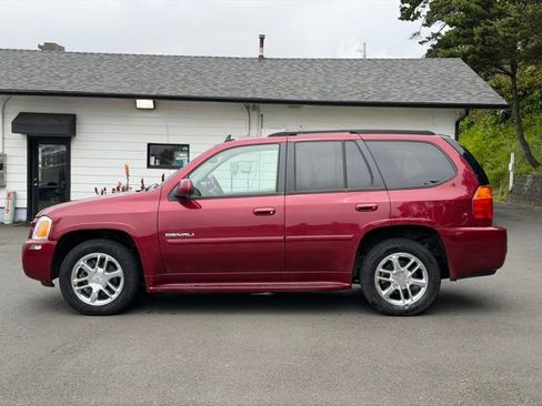 Used 2009 GMC Envoy Denali w/ Sun And 6-Disc Cd Package AWD/4WD image 8