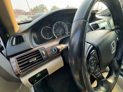 Used 2016 Honda Accord EX-L image 28