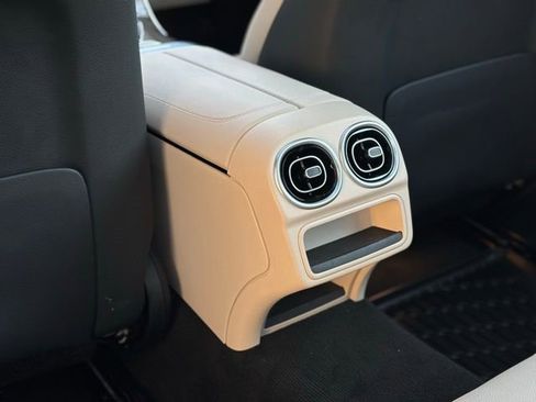 Certified 2023 Mercedes-Benz C 300 4MATIC Sedan image 40