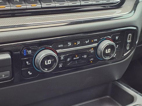 Used 2024 Chevrolet Silverado 1500 ZR2 w/ Technology Package image 16