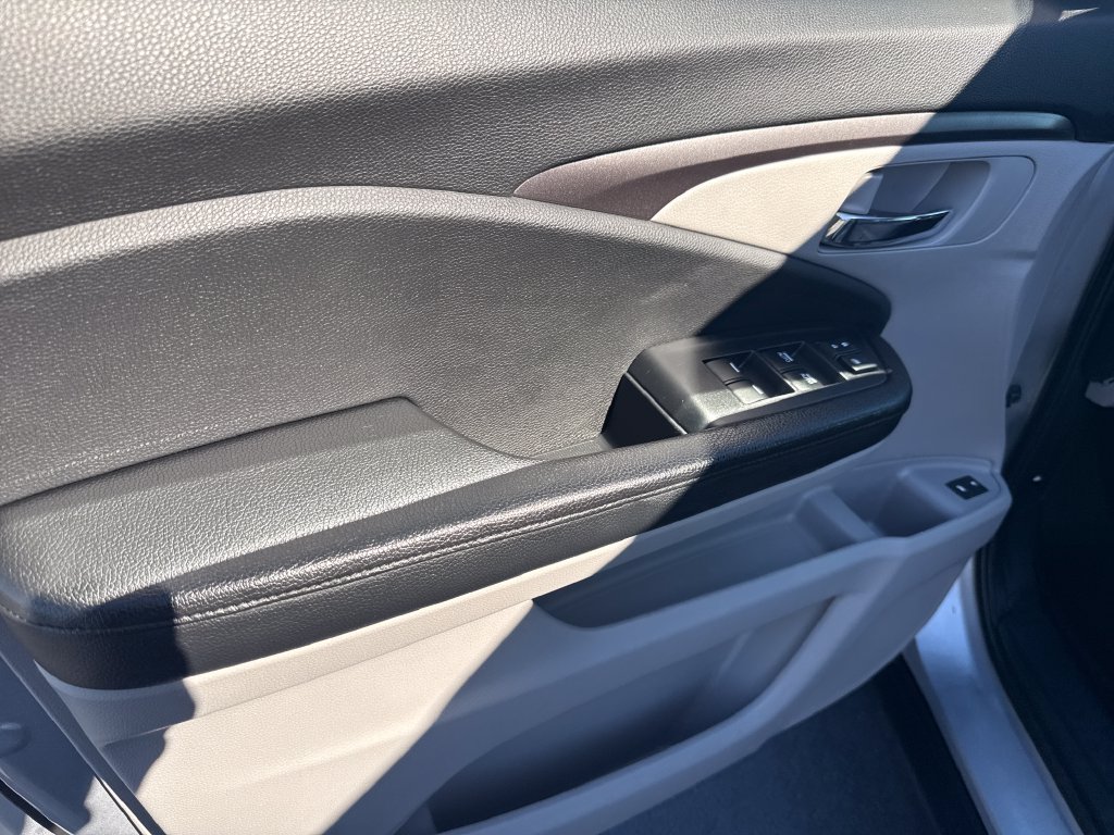 Used 2016 Honda Pilot EX-L image 9