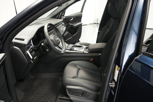 Used 2025 Audi Q7 2.0T Premium Plus w/ Premium Plus Package AWD/4WD image 20
