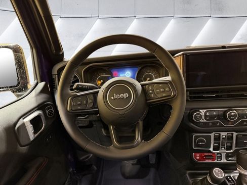 New 2026 Jeep Gladiator Rubicon w/ Steel Power Dome Hood Package AWD/4WD image 13