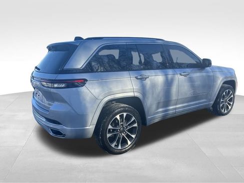 Used 2023 Jeep Grand Cherokee Overland w/ Adv Protech Group III image 5