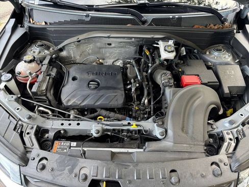 Used 2025 Chevrolet TrailBlazer LT FWD image 30