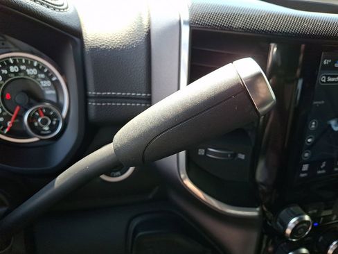 Used 2022 RAM 2500 Laramie AWD/4WD image 18
