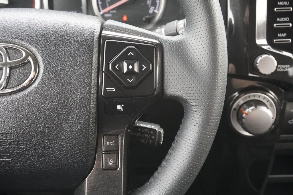 Used 2021 Toyota 4Runner TRD Off-Road Premium w/ Moonroof Package AWD/4WD image 13
