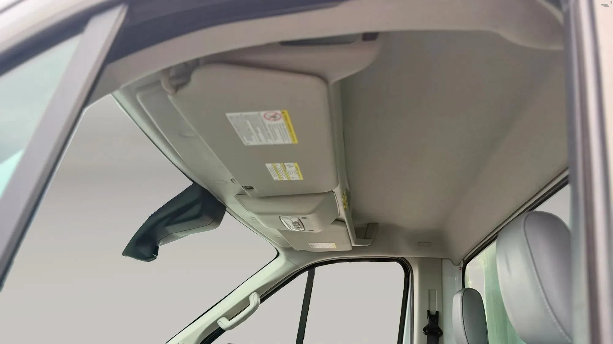 Used 2019 Ford Transit 350 156 DRW RWD image 18
