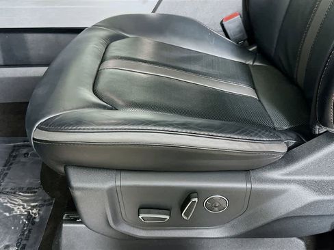 Certified 2020 Ford F150 Platinum w/ Equipment Group 701A Luxury image 30