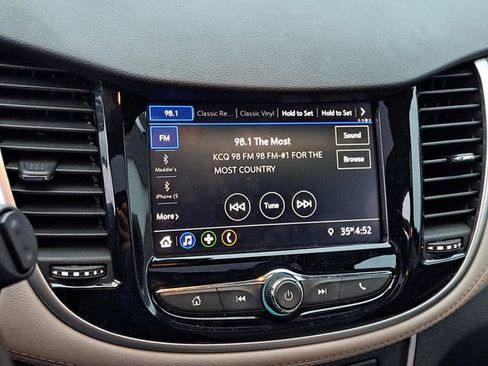 Used 2020 Chevrolet Trax LT w/ Sun & Sound Package image 16