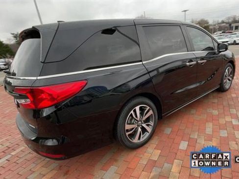 Certified 2023 Honda Odyssey Touring image 9