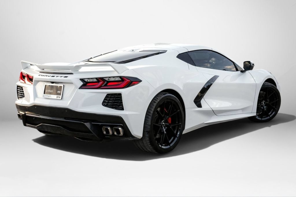 Used 2020 Chevrolet Corvette Stingray Preferred Cpe w/ 2LT Preferred Equipment Group RWD image 6