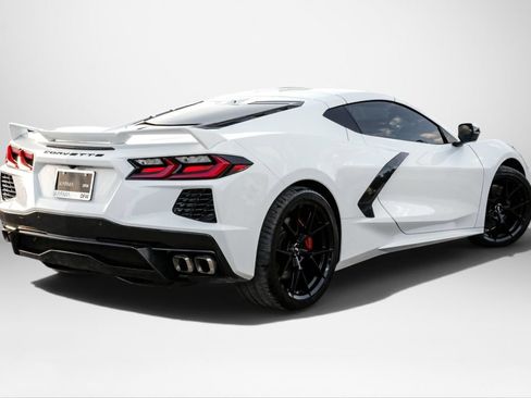 Used 2020 Chevrolet Corvette Stingray Preferred Cpe w/ 2LT Preferred Equipment Group RWD image 6